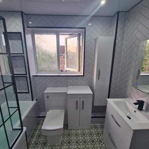 MEISTARS UZ STUNDU 251007. GROBIŅA, LIEPĀJA, KURZEME